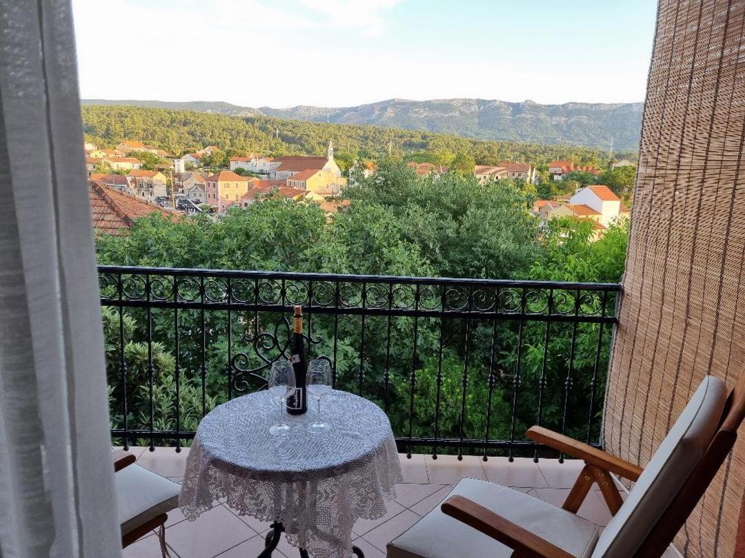 Villa Agava Vrboska Exteriör bild